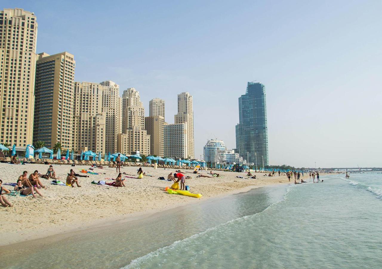 Walk To The Beach Or Enjoy The Amazing View From The Balcony Lägenhet Dubai Exteriör bild